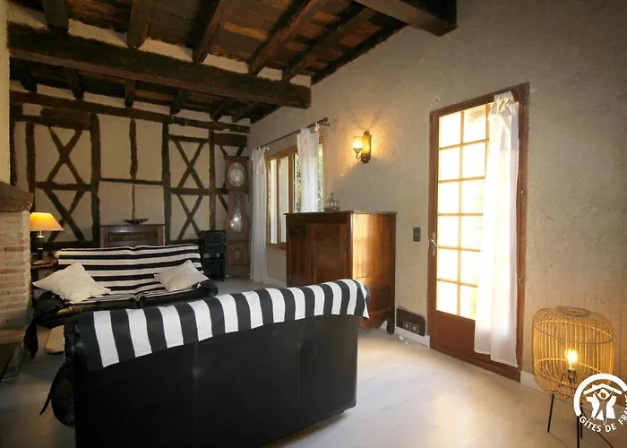 Quartier Du Chateau Vakantiehuis Saramon